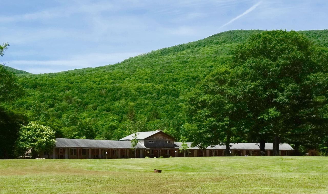 East Dorset Aerie Inn Of Vermont المظهر الخارجي الصورة